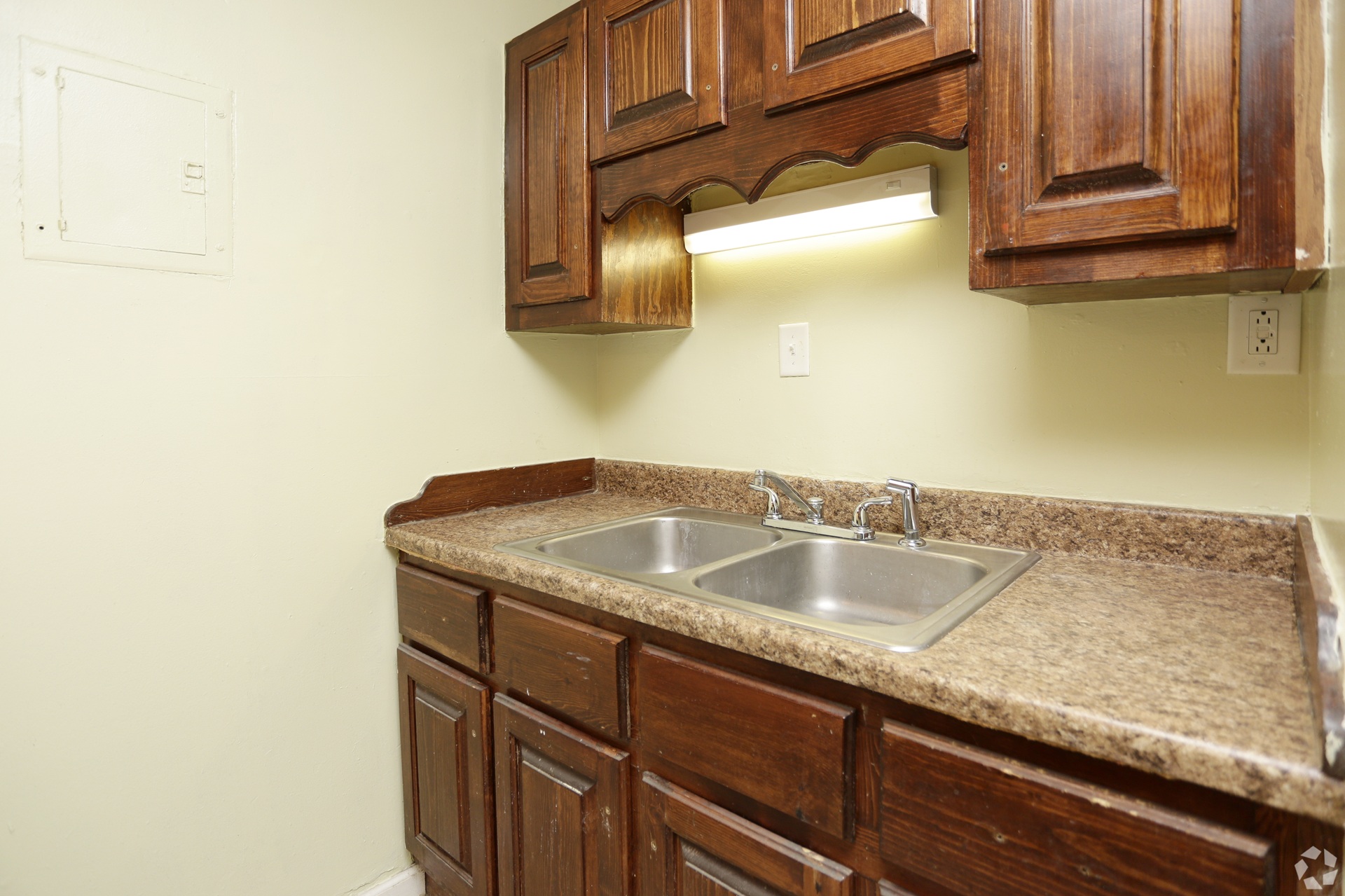 La Casa Estates kitchen in Elkhart Indiana